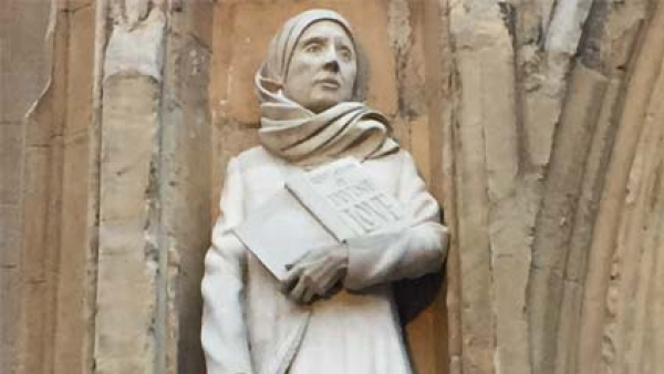  statue of Julian of Norwich 